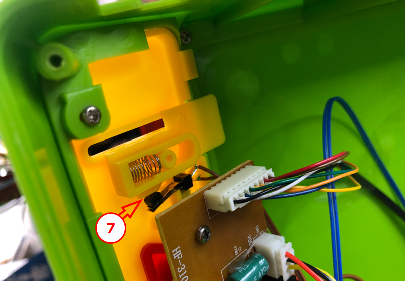 修理 アンパンマン わくわくクレーンゲーム ギアを型取りコピー